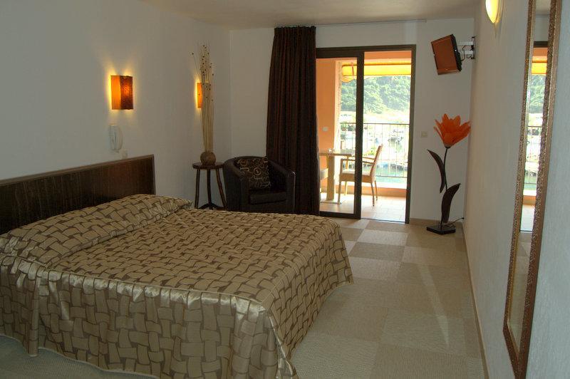 La Calypso Hotel Порто Екстериор снимка